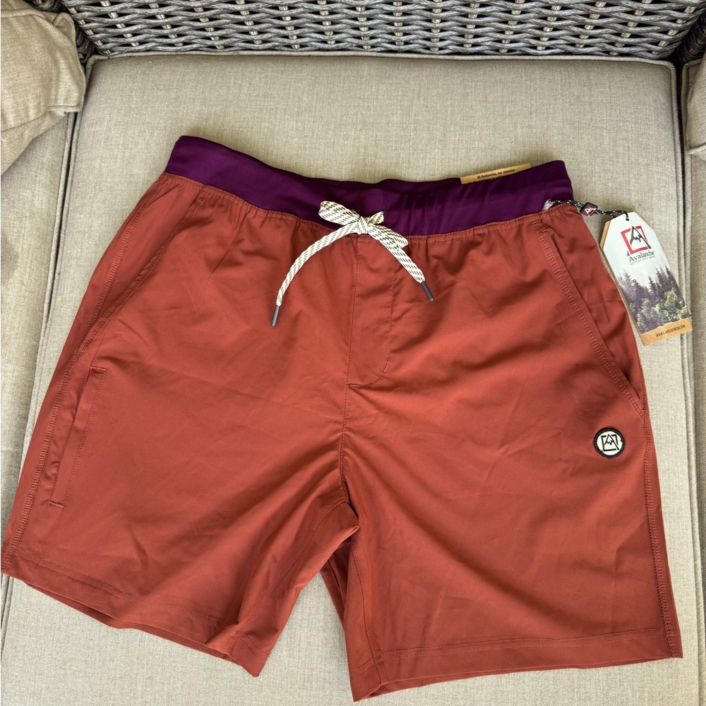 Avalanche, Shorts, Rust Color, Size Large